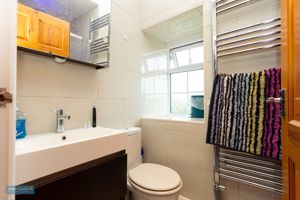 En-Suite- click for photo gallery